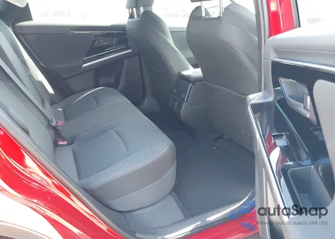 2025 Subaru Solterra Premium z USA, uszkodzony, nr VIN JTMABABA7SA093252